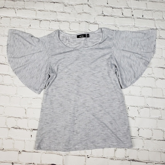 Black & White Striped Flowy Short Sleeve Top - Picture 4 of 9